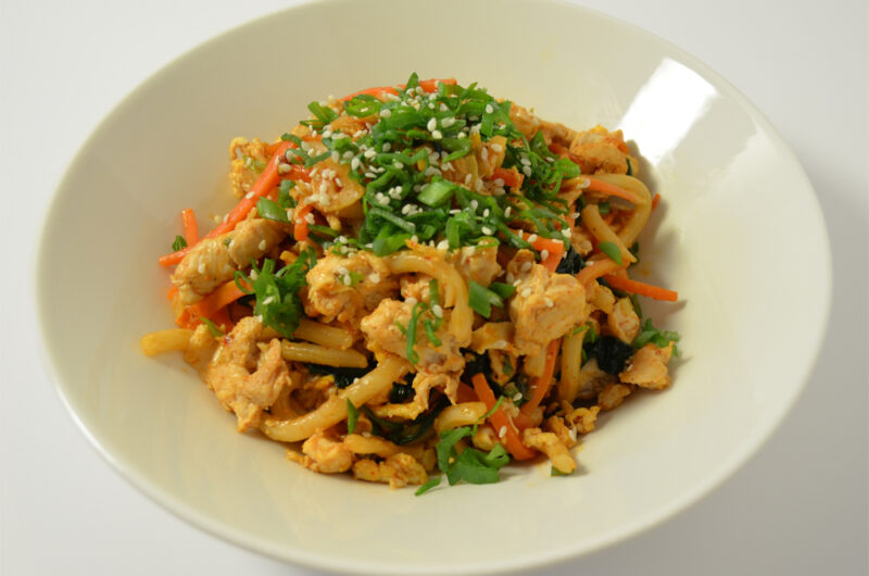 Chicken gochujang stir fry with udon noodles